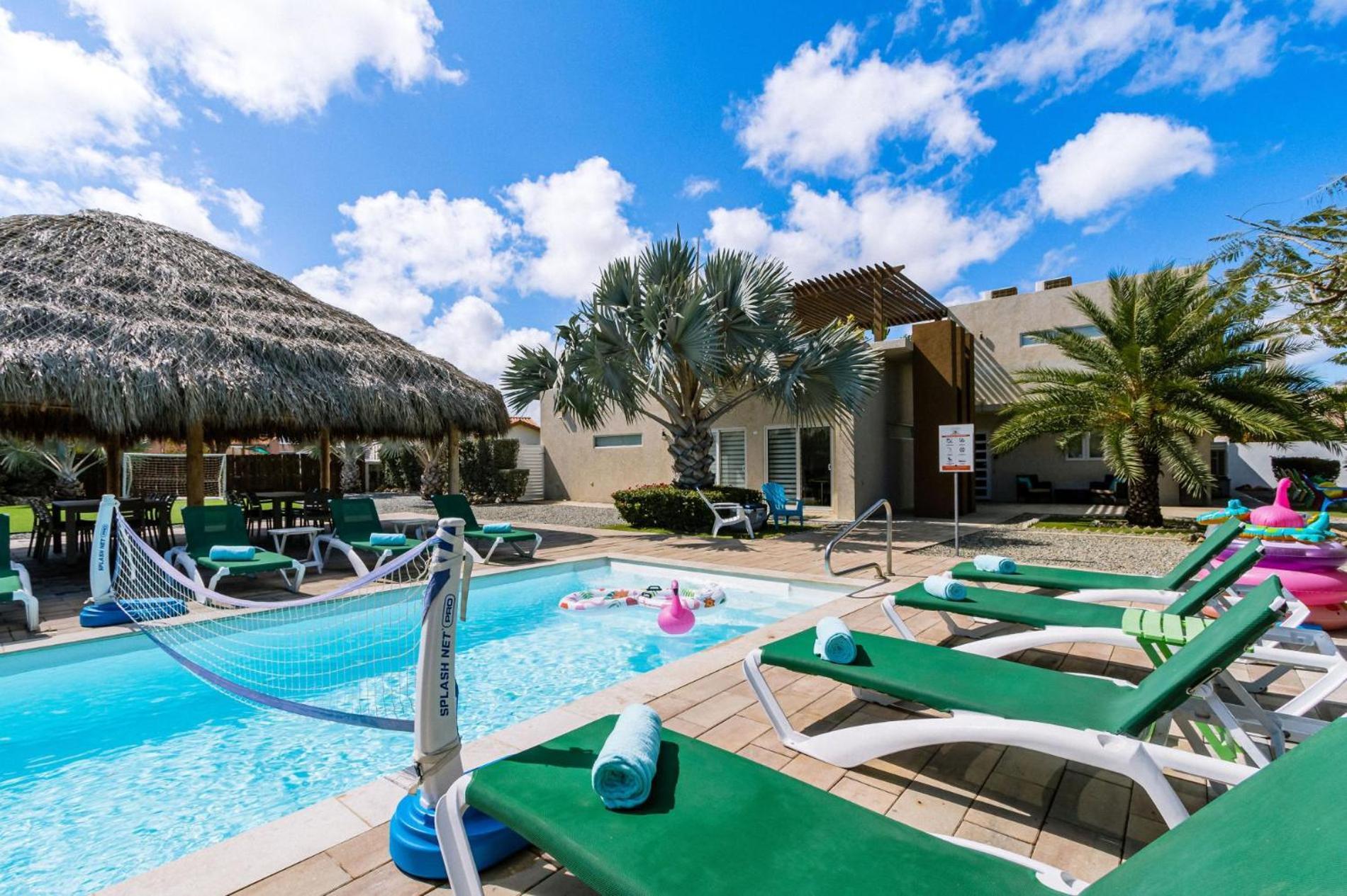 Koyari Modern Condos 9Br 7Ba Sleeps 26 W/ Pool And Roof Deck Palm Beach Exterior foto